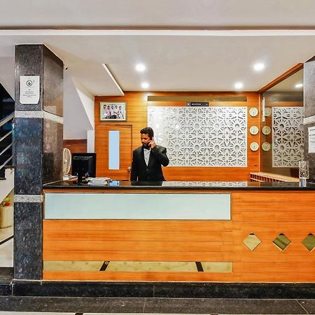 Oyo 29131 Hotel Mn Grand Shamshabad Eksteriør bilde