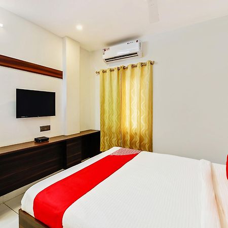 Oyo 29131 Hotel Mn Grand Shamshabad Eksteriør bilde