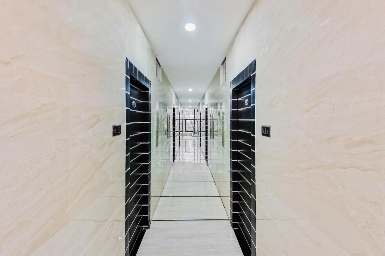 Oyo 29131 Hotel Mn Grand Shamshabad Eksteriør bilde
