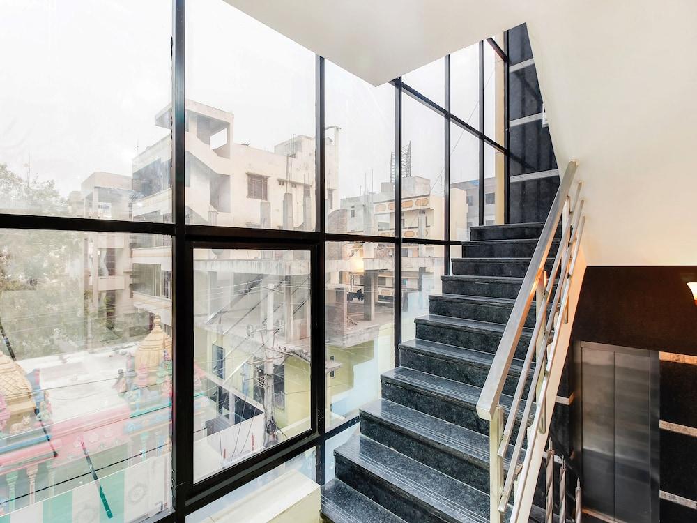 Oyo 29131 Hotel Mn Grand Shamshabad Eksteriør bilde