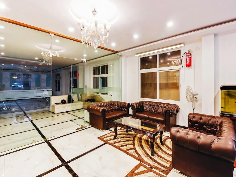Oyo 29131 Hotel Mn Grand Shamshabad Eksteriør bilde